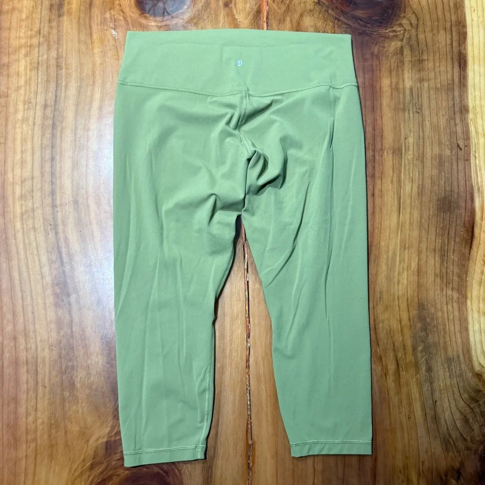 Lululemon Pants Leggings Align Women's 18 Crop Stretch Capri Athletic T15